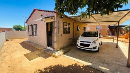 2 Bedroom house to rent in Soshanguve South