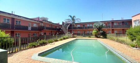 1 Bedroom flat to rent in Horizon View, Roodepoort