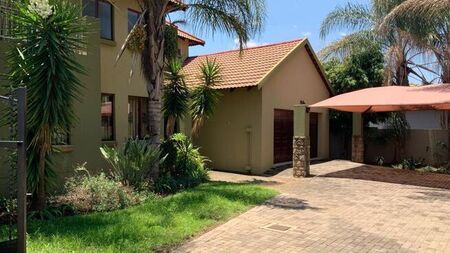 4 Bedroom house to rent in Melodie, Hartbeespoort