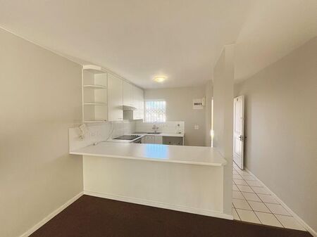 2 Bedroom apartment to rent in Rosebank, Cape Town