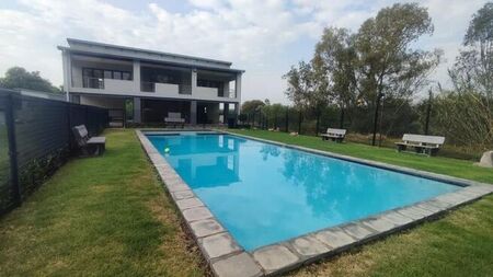 2 Bedroom apartment to rent in Edenburg, Sandton