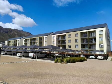 2 Bedroom apartment to rent in Firlands, Gordons Bay