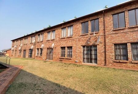 2 Bedroom apartment to rent in The Orchards, Akasia