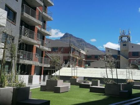 2 Bedroom apartment to rent in Observatory, Cape Town