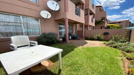 2 Bedroom apartment to rent in Linden, Randburg