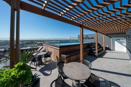 2 Bedroom apartment to rent in Observatory, Cape Town