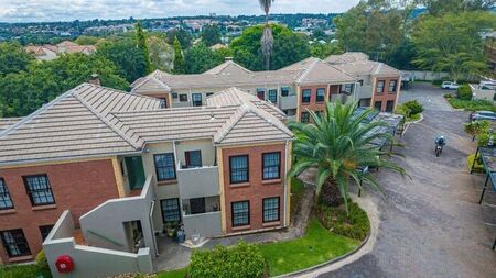 2 Bedroom apartment to rent in Paulshof, Sandton