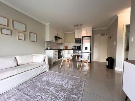 1 Bedroom apartment to rent in Kenilworth, Cape Town