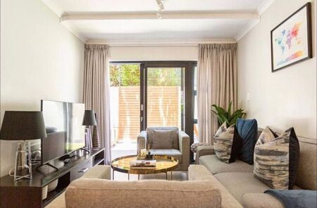 2 Bedroom apartment to rent in Kenilworth Upper, Cape Town