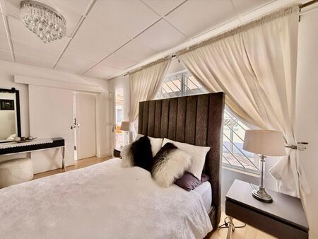 1 Bedroom house to rent in Athlone, Cape Town