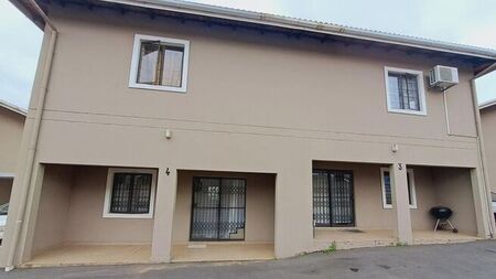 3 Bedroom apartment to rent in Rydalvale, Phoenix
