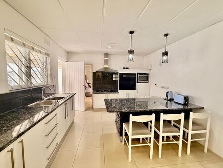 1 Bedroom house to rent in Athlone, Cape Town