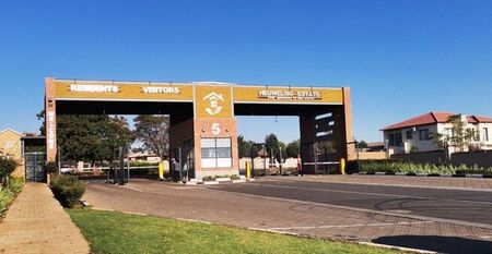 2 Bedroom apartment to rent in Heuwelsig Estate, Centurion