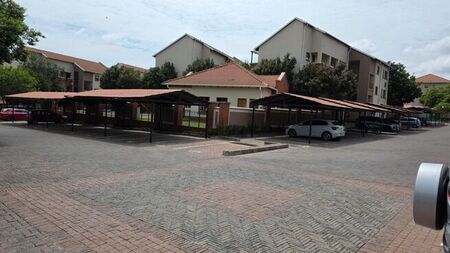 1 Bedroom apartment to rent in Paulshof, Sandton