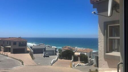 3 Bedroom house to rent in Dana Bay, Mossel Bay