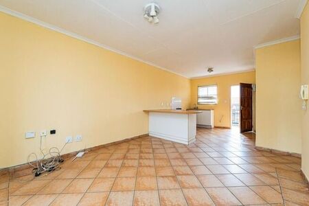 2 Bedroom flat to rent in Greenhills Ext 3, Randfontein