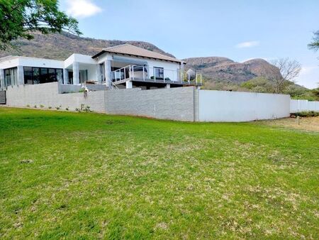 4 Bedroom house to rent in Kosmos Ridge, Hartbeespoort