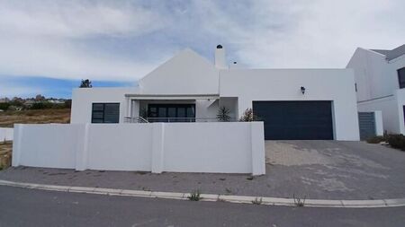 3 Bedroom house to rent in Da Gama Bay, St Helena Bay