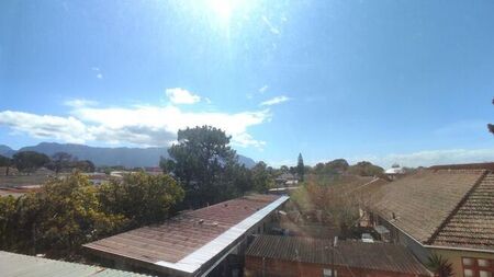 1 Bedroom loft apartment to rent in Diep River, Cape Town