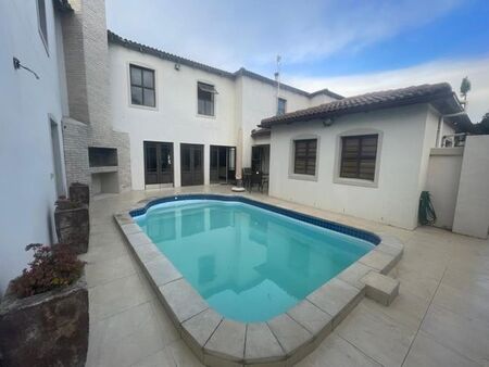 1 Bedroom cottage to rent in Vierlanden, Durbanville