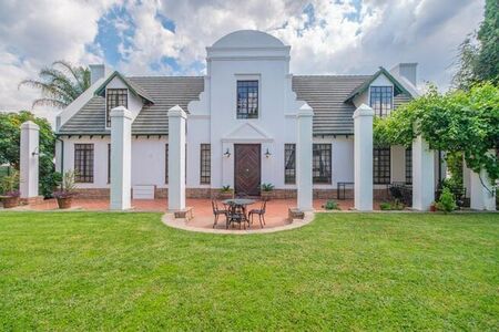 5 Bedroom house to rent in Sunninghill, Sandton