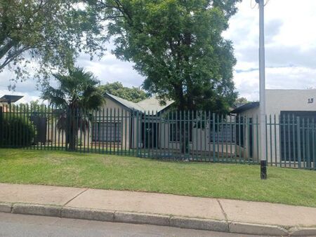 3 Bedroom house to rent in Delarey, Roodepoort