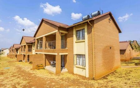 2 Bedroom apartment to rent in Noordwyk, Midrand