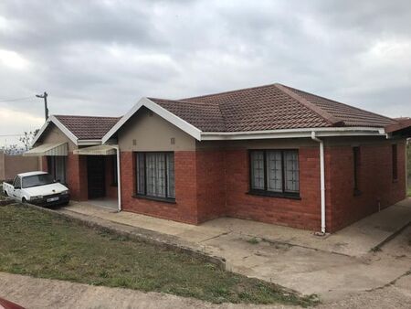 4 Bedroom house to rent in KwaMashu N, Durban