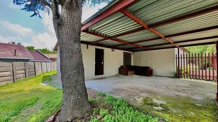 1 Bedroom bachelor to rent in Secunda