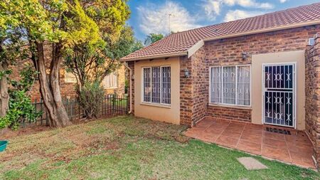 2 Bedroom apartment to rent in Allen's Nek, Roodepoort