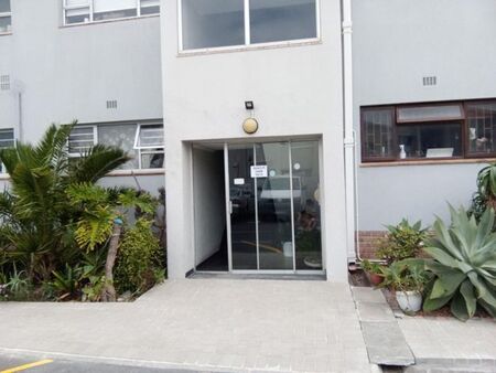 2 Bedroom apartment to rent in Tijgerhof, Milnerton