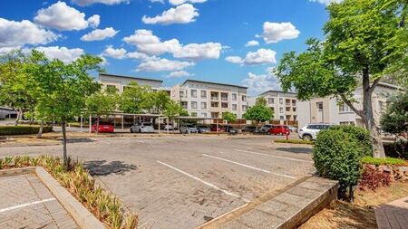 2 Bedroom apartment to rent in Paulshof, Sandton