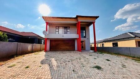 3 Bedroom house to rent in Amandasig, Akasia