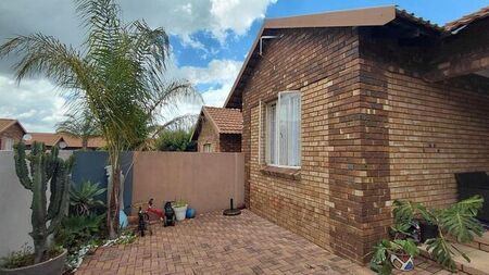 3 Bedroom apartment to rent in Bendor, Polokwane