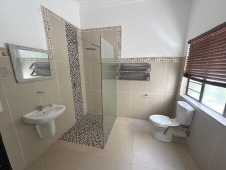 1 Bedroom apartment to rent in Athlone, Durban North