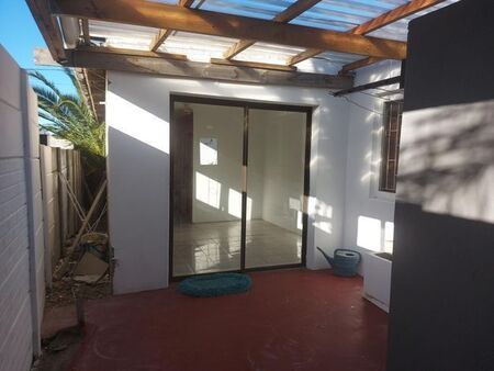 1 Bedroom apartment to rent in Fairfield Estate, Parow