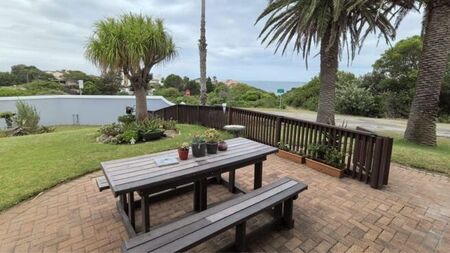 4 Bedroom house to rent in Santareme, St Francis Bay