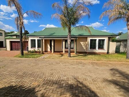 3 Bedroom house to rent in Melodie, Hartbeespoort