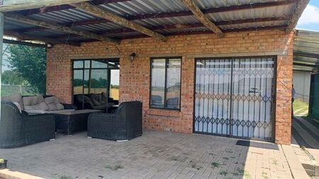 2 Bedroom house to rent in Deales Gift, Bloemfontein