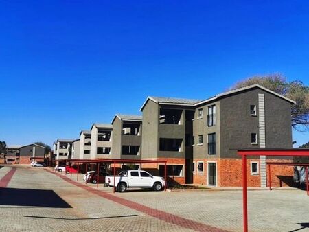 3 Bedroom apartment to rent in Dalview, Brakpan