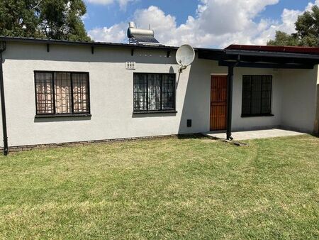 3 Bedroom house to rent in Riverlea, Johannesburg