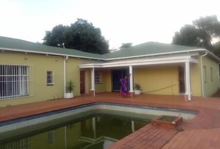 5 Bedroom House in Casseldale