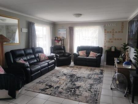 3 Bedroom Apartment in Strubenvale