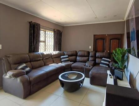 3 Bedroom House in Selcourt