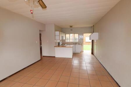 2 Bedroom Flat in Edleen