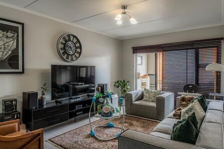 3 Bedroom Apartment in Glen Marais