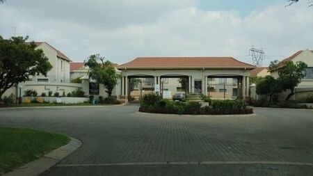 1 Bedroom Apartment in Esther Park