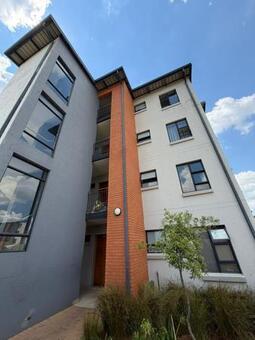 3 Bedroom Apartment in Glen Marais