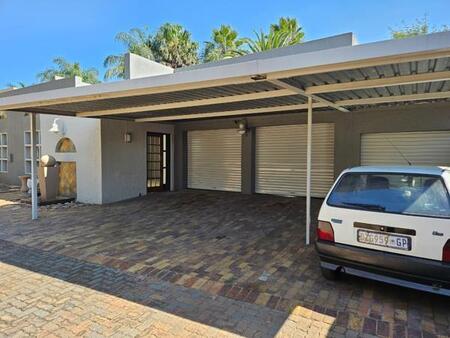 3 Bedroom House in Glen Marais