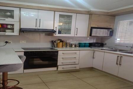 2 Bedroom Apartment in Kempton Park Central
